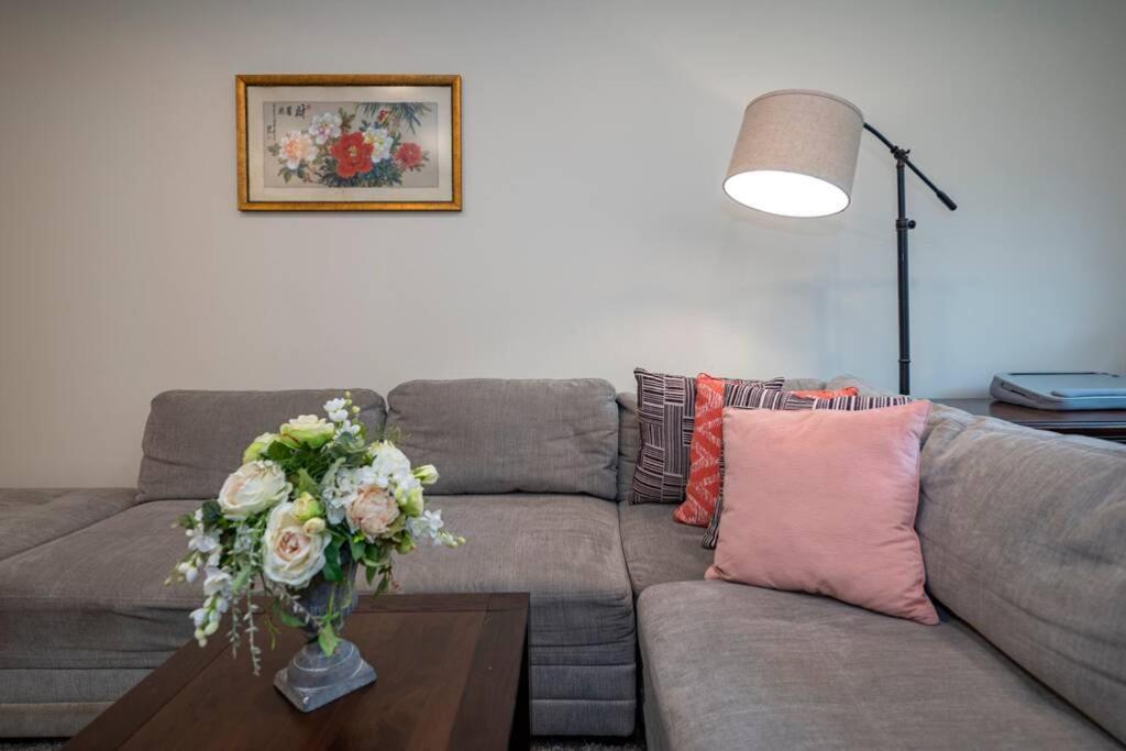Homely Kreves Apartment By Polo Apartments Каунас Екстериор снимка